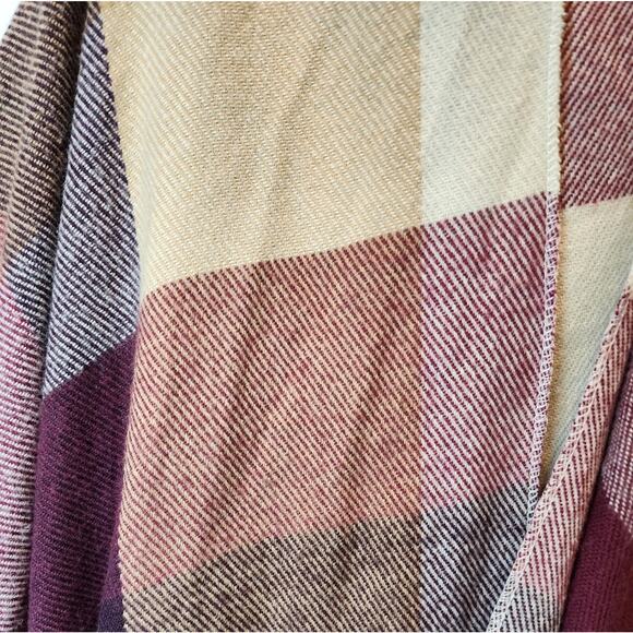 Francesca's Plaid Check Shawl Poncho Fringe Wrap Burgundy Red Tan Black One Size - Picture 5 of 9